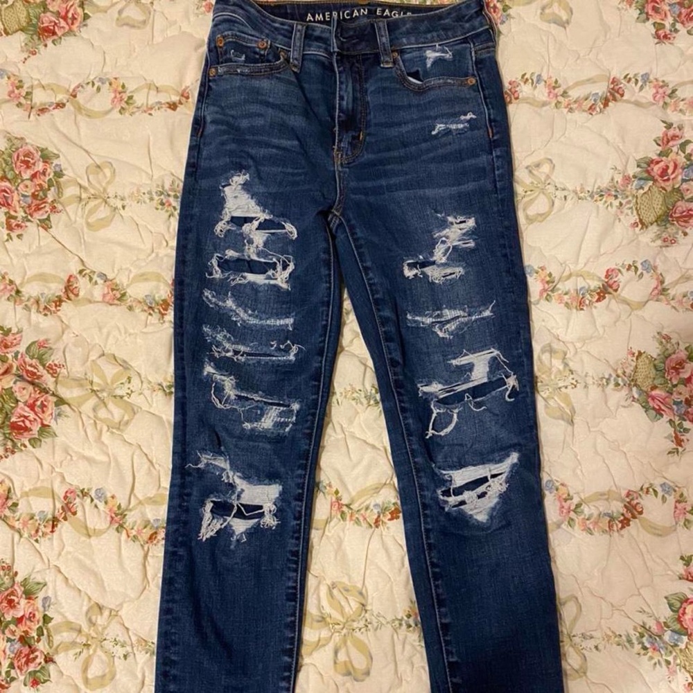 American Eagle Outfitters Women's Ripped Dark Blue Skinny Jeans